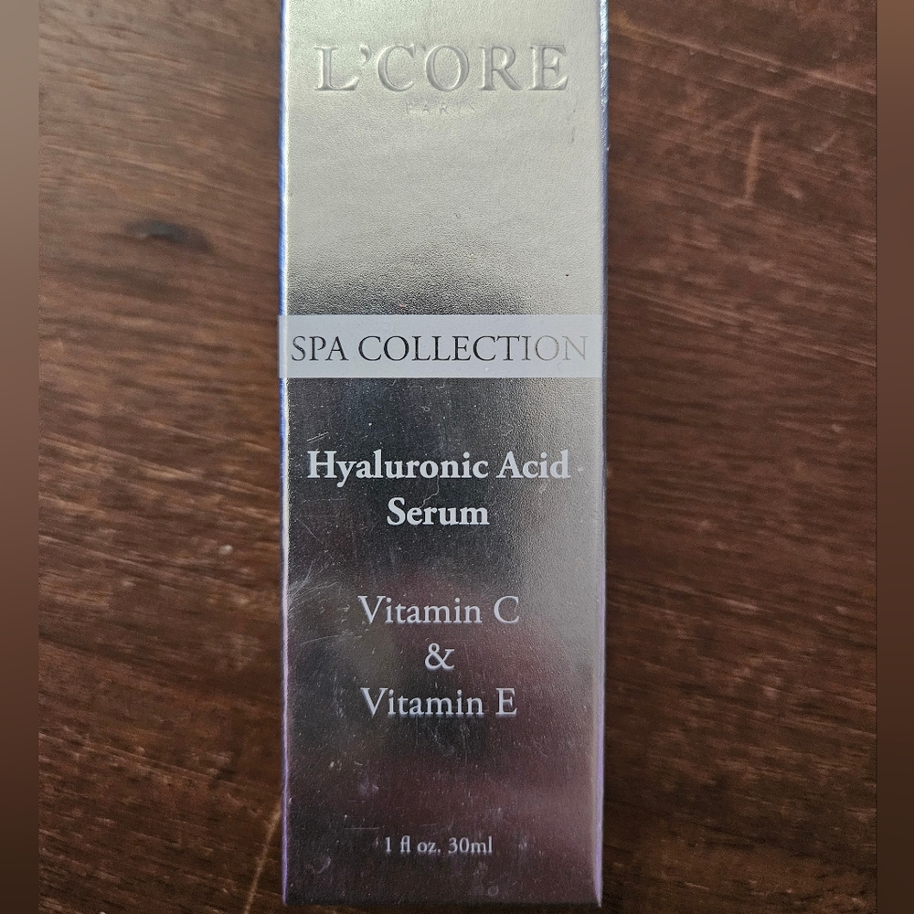 L'Core Hyaluronic Acid Serum NIB